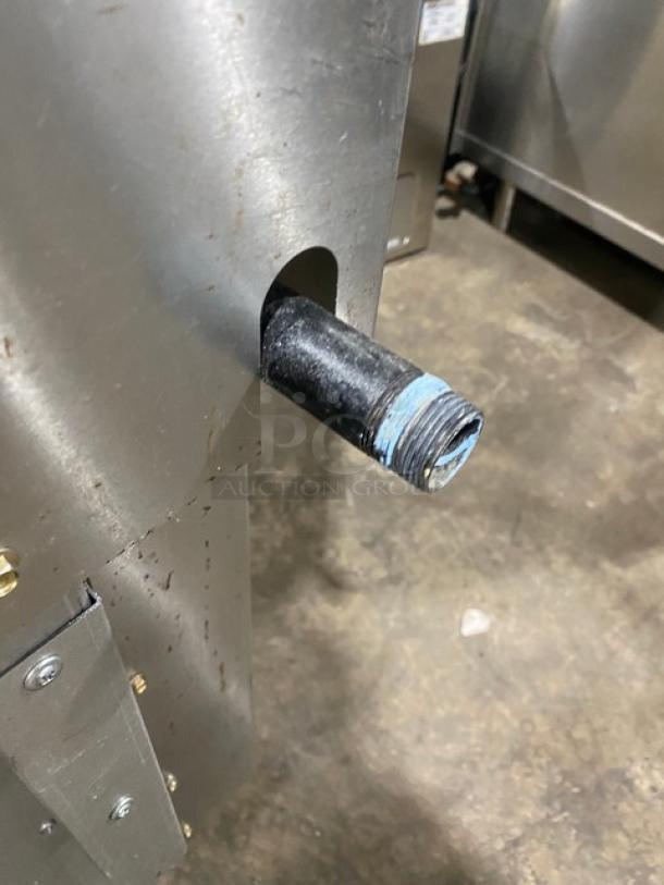 Connerton Commercial Stainless Steel Natural Gas Powered 6 Burner Range/Oven Combo! With Back Splash & Overhead Salamander Shelf! With Wire Oven Rack! Model: CN36-6 SN: 700322J21! On Casters! - Image 9 of 9