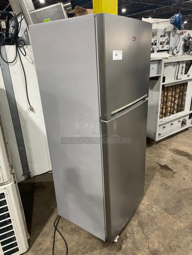Beko Commercial Stainless Steel 2 Door Dual Sectioned Refrigerator/Top Freezer Combo! With Adjustable Shelving! Model: D70440NU SN: 22-116569-08! 120V! - Image 2 of 11