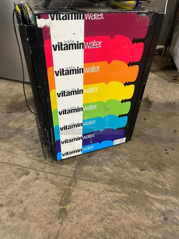 Frigoglass Commercial Black Single Glass Door Countertop Merchandiser Refrigerator! With Poly Coated Wire Racks! Model: UR30-CC SN: RO0281797048! 120V 1 Phase! - Image 3 of 7