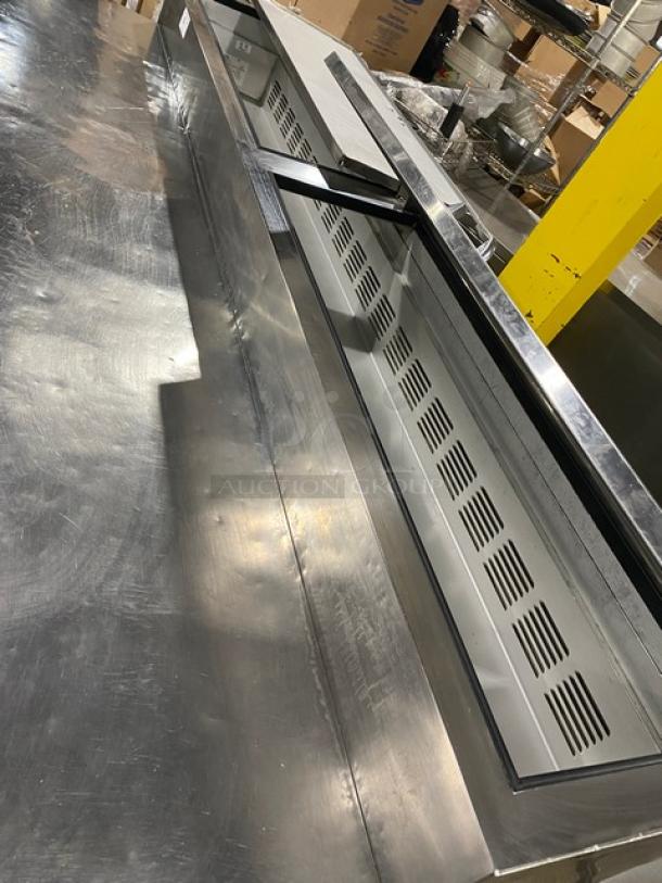 Leader Commercial Stainless Steel 4 Door Refrigerated Bain Marie Style Mega Top Pizza Prep Table! With Poly Coated Wire Rack! Model: ESPT96SC SN: NB10E0462! 115V! On Casters! - Image 7 of 9