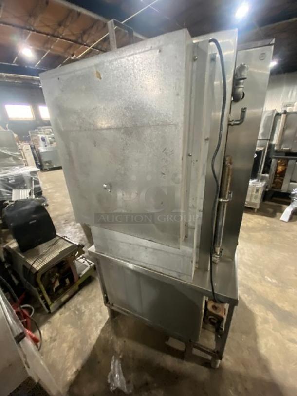 Market Forge A-Cooker Series Commercial Stainless Steel Natural Gas Powered 3 Compartment Steam Broiler Cabinet! With Individual Controls! With Wired Oven Racks! Model: M36G300A-4SP SN: 220533! 120V 1 Phase! On Legs! - Image 4 of 11