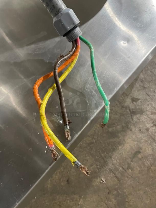 Groen Commercial Stainless Steel Electric Powered Self-Contained 2/3 Steam Jacketed 60 Lb. Tilting Floor Kettle! With Butterfly Pouring Lip & Smooth Action Mechanical Tilt! Model: DEE/4T-60 SN: 39527-1! 480V 3 Phase! On Legs! - Image 8 of 9