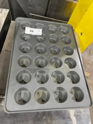 Commercial Heavy Duty 24-Cup Muffin/Cupcake Baking Pans! ALL ONE MONEY!