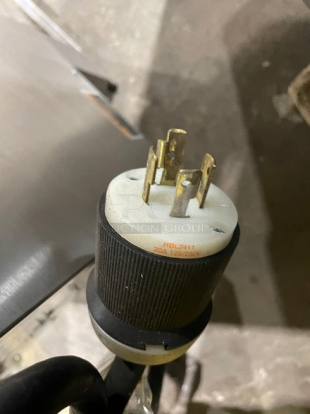 Bunn Dunkin Donuts Style Commercial Stainless Steel Electric Powered Countertop 5-Flavor Hot Chocolate/Cappuccino Hot Beverage Machine! With Hot Water Dispenser & Digital Controls! With Hoppers! Model: IMIX-5 SN: IMIX029357! 120/208-240V 1 Phase! On Legs! - Image 8 of 8