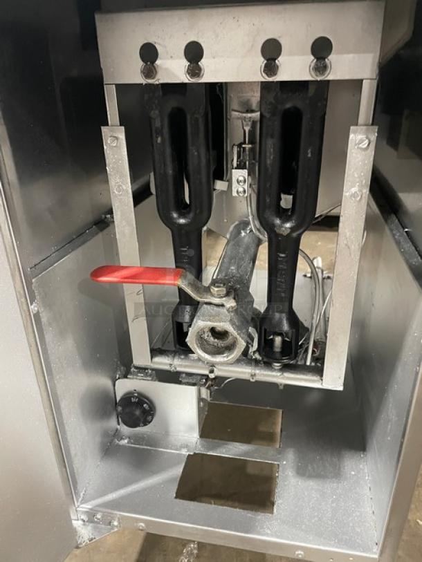 Tri-Star Commercial Stainless Steel Natural Gas Powered Deep Fat Fryer! With Back Splash & Basket Hanger! On Legs! - Image 6 of 7