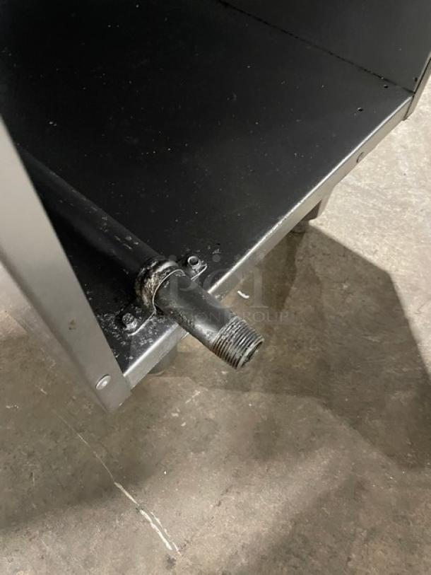 Tri-Star Commercial Stainless Steel Natural Gas Powered Deep Fat Fryer! With Back Splash & Basket Hanger! On Legs! - Image 7 of 7