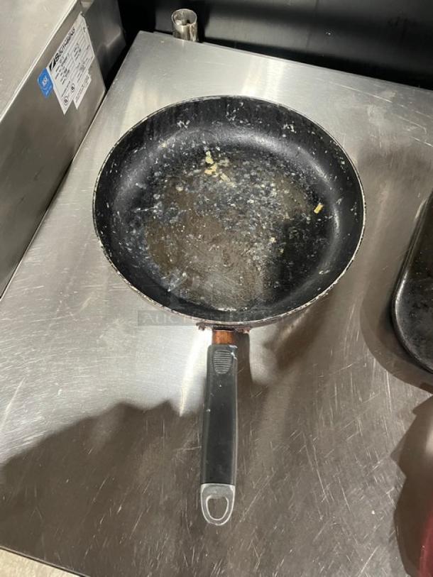 Commercial Heavy Duty Frying/Sauté Pan & Square Griddle Pan! ALL ONE MONEY! - Image 4 of 6