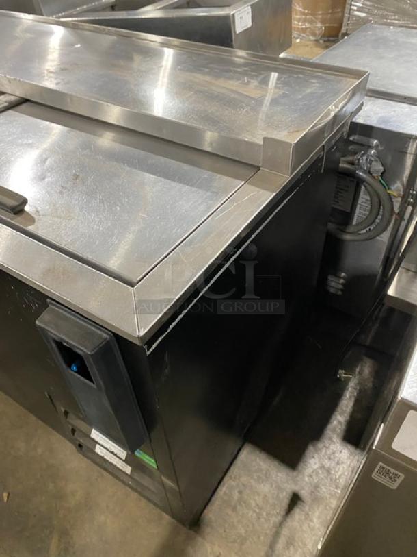 Fogel Commercial Black Powder Coated Back Bar Bottle Cooler! With Stainless Steel Top & Double Sliding Lids! Model: BC-50DBST SN: 2003100019! 115V 1 Phase! - Image 4 of 8