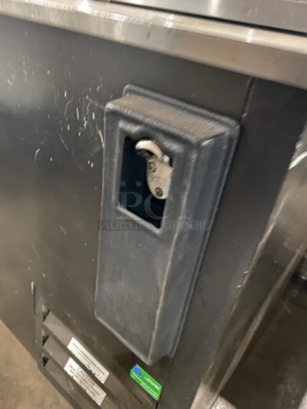 Fogel Commercial Black Powder Coated Back Bar Bottle Cooler! With Stainless Steel Top & Double Sliding Lids! Model: BC-50DBST SN: 2003100019! 115V 1 Phase! - Image 7 of 8