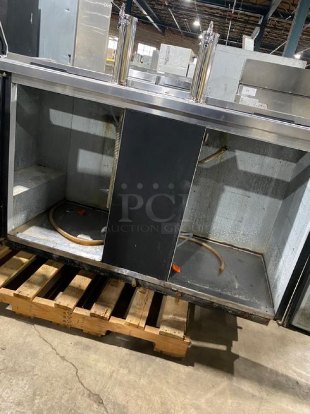 Beverage-Air Commercial Black Powder Coated Back Bar Cooler/Direct Draw Kegerator! With Stainless Steel Worktop And Double Sliding Lids! With 2 Single Tower Taps & Drip Tray! Model: DD68C SN: 5109281! 115V 1 Phase! - Image 9 of 10