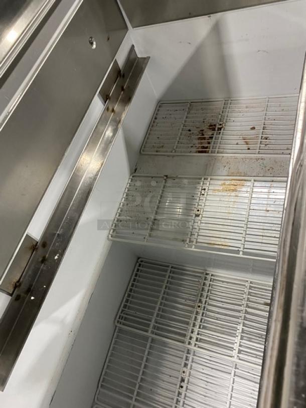 Master-Bilt Commercial White Ice Cream Style Frozen Yogurt/Ice Cream Dipping Cabinet! With Serve Over Sneeze Guard! With Lift Up Rear Access! With Poly Coated Wire Rack! - Image 6 of 8