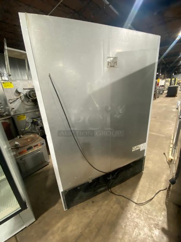 Migali Commercial Black Double Glass Swing Door Reach In Merchandiser Freezer! With Poly Coated Wire Racks! Model: C-49FM-HC SN: C-49FM-HC00318110900920002! 115V 1 Phase! - Image 2 of 7