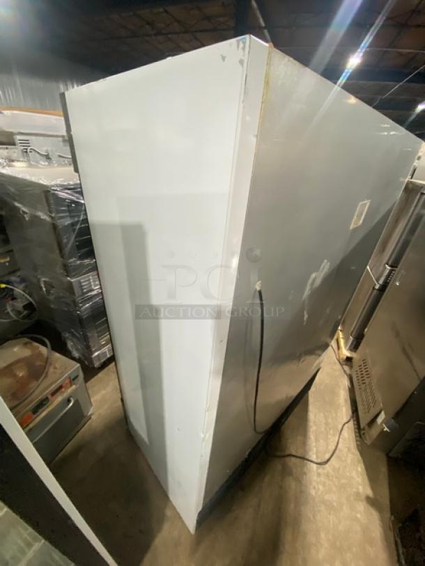 Migali Commercial Black Double Glass Swing Door Reach In Merchandiser Freezer! With Poly Coated Wire Racks! Model: C-49FM-HC SN: C-49FM-HC00318110900920002! 115V 1 Phase! - Image 3 of 7