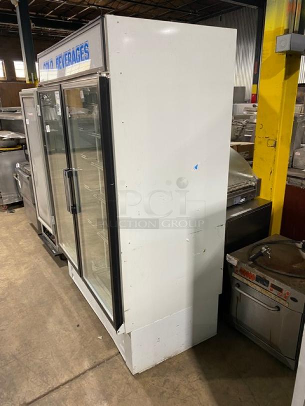 Hussmann Commercial White Double Glass Swing Door Reach In Merchandiser Refrigerator! With Poly Coated Wire Racks! Model: RR0491G41 SN: IN96G14300! 115V 1 Phase! - Image 2 of 8