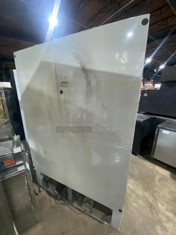 Hussmann Commercial White Double Glass Swing Door Reach In Merchandiser Refrigerator! With Poly Coated Wire Racks! Model: RR0491G41 SN: IN96G14300! 115V 1 Phase! - Image 4 of 8