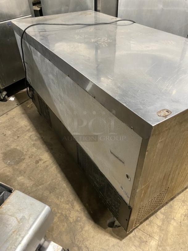 Avantco Commercial Stainless Steel 2 Door Undercounter Worktop Refrigerator! With Poly Coated Wire Racks! Model: 178SSUC60RHC SN: 6605250617120512! 115V! On Casters! - Image 3 of 7