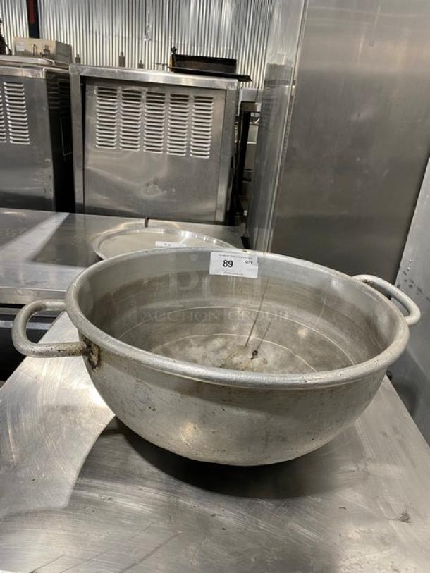 Commercial Balti Dish! With Handles! - Image 1 of 4