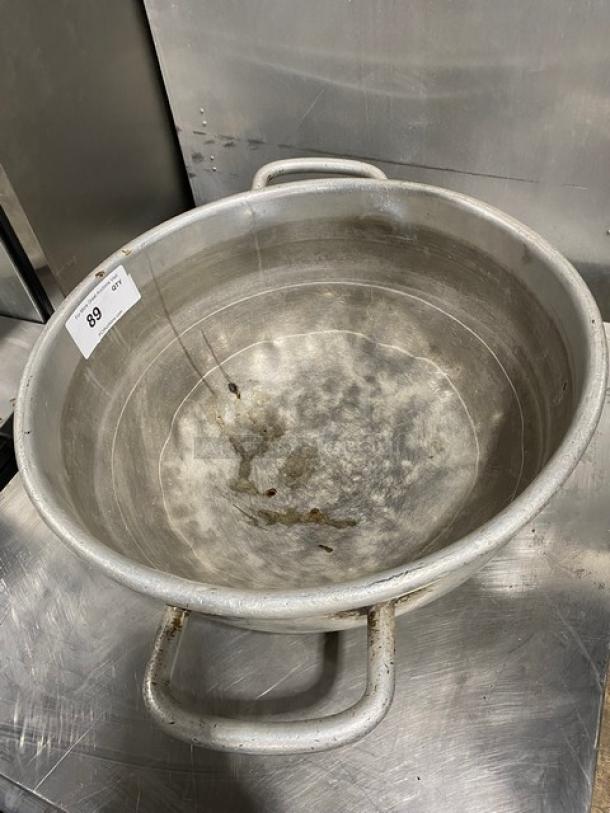 Commercial Balti Dish! With Handles! - Image 2 of 4