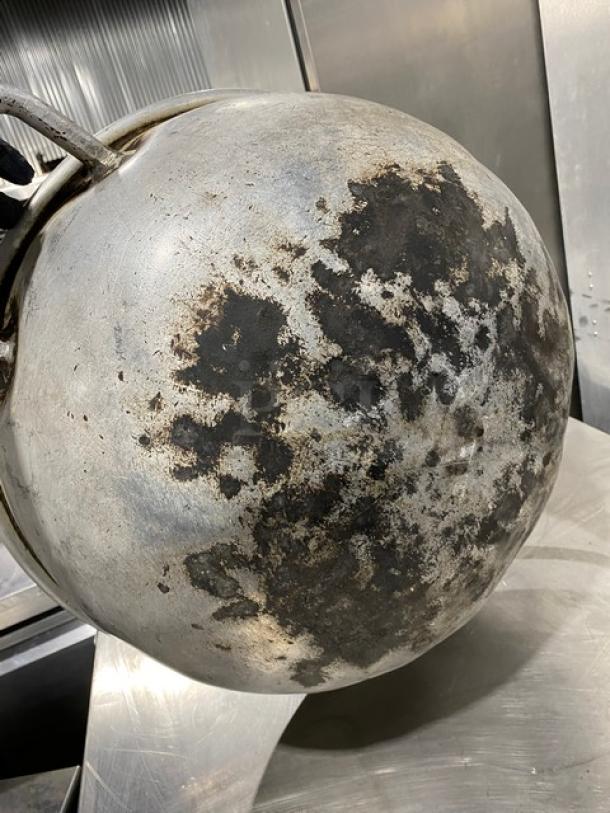 Commercial Balti Dish! With Handles! - Image 3 of 4