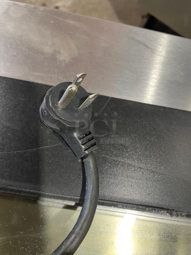 Vendo 7-Eleven Style Commercial Stainless Steel Slanted Glass Electric Powered Countertop Heated Display Showcase! With Rear Sliding Doors! - Image 8 of 8