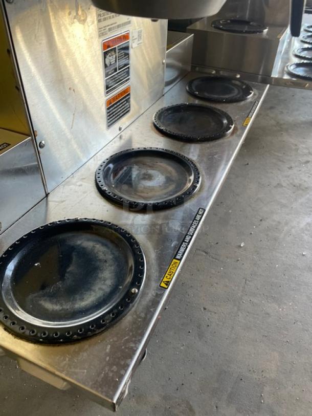 Bunn Commercial Stainless Steel Electric Powered Countertop Automatic Twin Coffee Brewer! With 6 Warming Plates & Hot Water Dispenser! With Stainless Steel Brew Basket! Model: AXIOM 0/6 TWIN SN: AXTN031012! 120/208-240V 1 Phase! On Legs! - Image 5 of 9