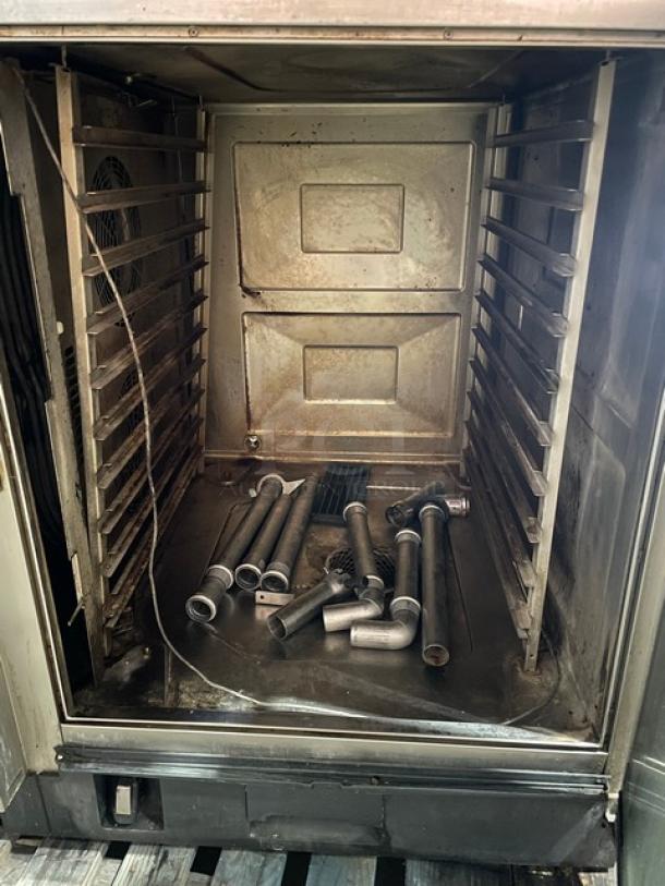 Rational iCombi Pro Series Commercial Stainless Steel Electric Powered Double Stacked Combi Oven! Energy Star Certified! With Wifi! With Built In Pan Holing Racks! Model: LM1000CE.AXXXX SN: E62SJ21052889581! 440/480V! 2X Your Bid Makes One Unit! - Image 9 of 11