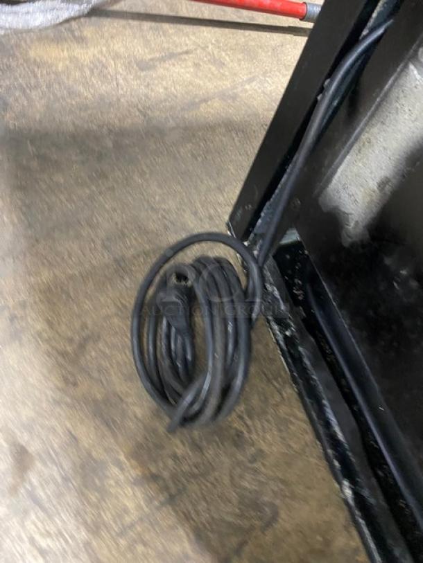 Universal Nolin Commercial Black Single Glass Door Reach In Merchandiser Refrigerator! With Poly Coated Wire Rack! Model: MC260-1! 120V 1 Phase! - Image 8 of 8