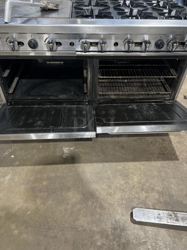 Cookrite! Late Model! Commercial Stainless Steel Natural Gas Powered Flat Griddle Split Top 6 Burner Range/Double Oven Combo! With Up Turned Back Splash! With Wired Oven Racks! On Legs! - Image 6 of 7