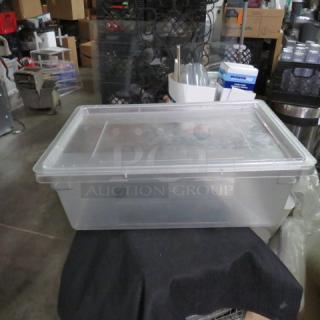One Carlisle 12.5 Gallon Food Storage Container With Lid.