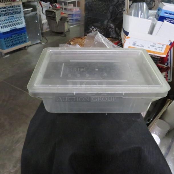 One Carlisle 3.5 Gallon Food Storage Container With Lid. - Image 1 of 1