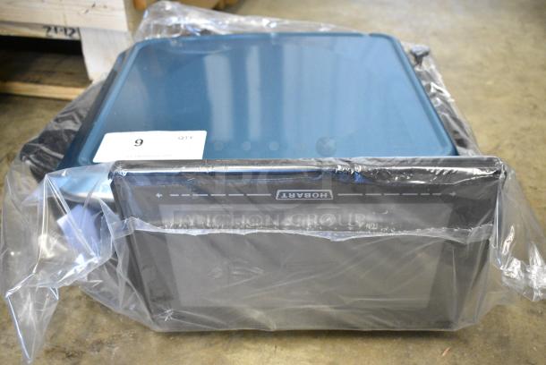 BRAND NEW IN BOX! 2017 Hobart HTi Metal Commercial Countertop Scale. 120/208-240 Volts, 1l Phase. Tested and Working! - Image 4 of 28