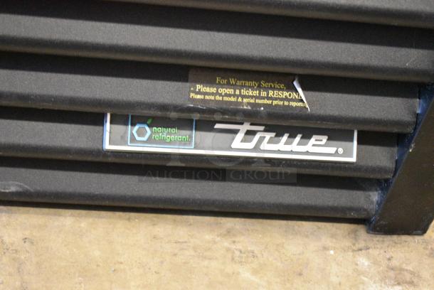 2018 True GDM-72F-HC Metal Commercial 3 Door Reach In Freezer Merchandiser w/ Poly Coated Racks. 115/208-230 Volts, 1 Phase. Tested and Working! - Image 3 of 8