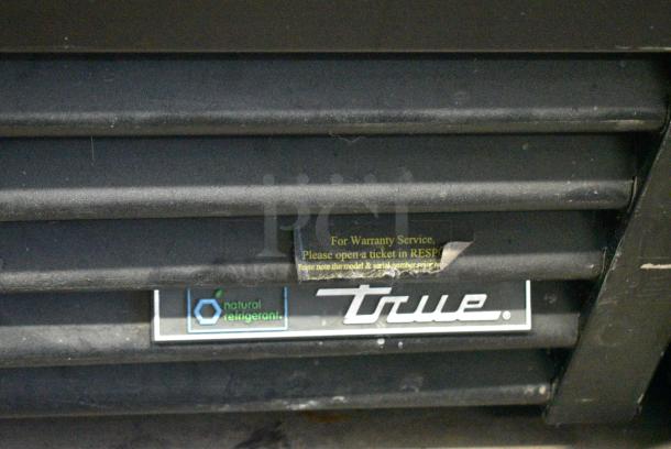 2018 True GDM-49-LD Metal Commercial 2 Door Reach In Cooler Merchandiser w/ Poly Coated Racks. 115 Volts, 1 Phase. Tested and Working! - Image 3 of 7