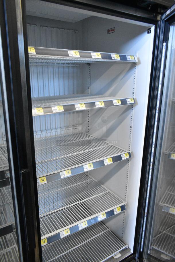 True GDM-49F-LD Metal Commercial 2 Door Reach In Freezer Merchandiser w/ Poly Coated Racks. 115/208-230 Volts, 1 Phase. Tested and Working! - Image 6 of 7