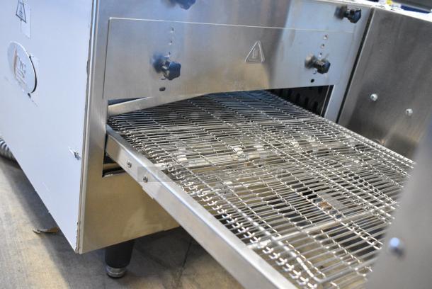 BRAND NEW SCRATCH AND DENT! Cooking Performance Group CPG 351ICOED Stainless Steel Commercial Countertop Electric Powered Conveyor Pizza Oven. 240 Volts, 1 Phase. - Image 5 of 7