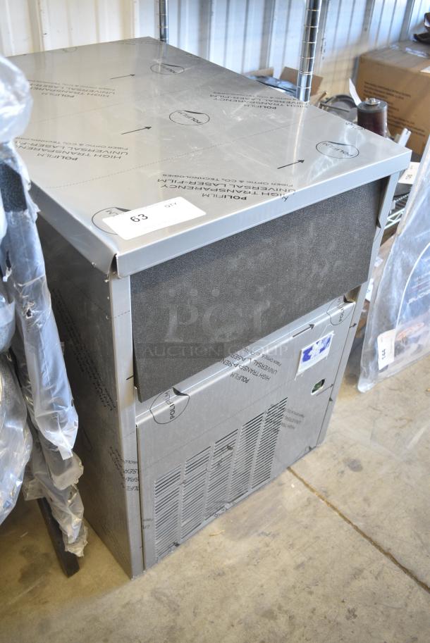 BRAND NEW SCRATCH AND DENT! Manitowoc UNP0200A-161 Stainless Steel Commercial  20" Undercounter Air Cooled Nugget Ice Machine - 220 lb. 115 Volts, 1 Phase. - Image 2 of 8