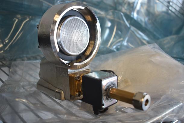 BRAND NEW SCRATCH AND DENT! Estella Caffe 236PCEM20 Group Head Assembly for ECEM1C 236PCEM20 - Image 1 of 6