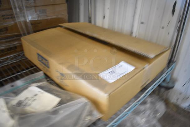 BRAND NEW SCRATCH AND DENT! Box of Uline S-12501 20x30 1.5 mil - Image 3 of 4