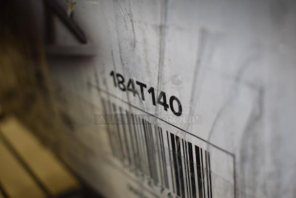 BRAND NEW SCRATCH AND DENT! Avantco 184T140 Stainless Steel Commercial 10" Wide Conveyor Toaster with 3" Opening. 300 Slices per Hour. 120 Volts, 1 Phase. - Image 6 of 15