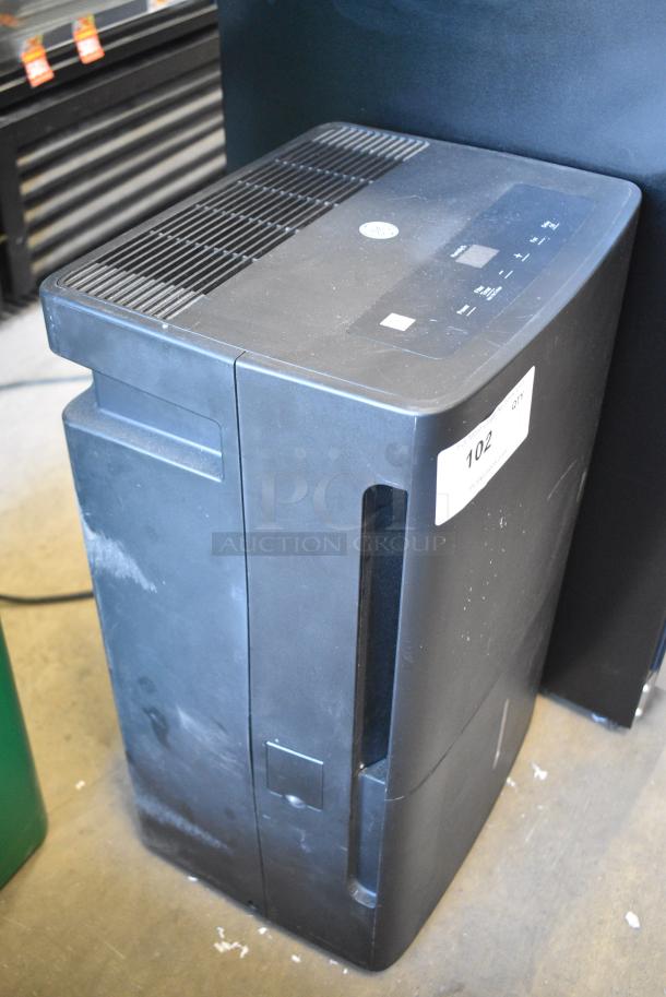General Electric GE ADEL45LYL1 45 Pint Dehumidifier. 115 Volts, 1 Phase. - Image 2 of 6