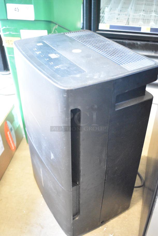 General Electric GE ADEL45LYL1 45 Pint Dehumidifier. 115 Volts, 1 Phase. - Image 3 of 6