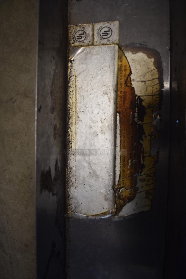 Garland Master 200 Stainless Steel Commercial Natural Gas Powered Full Size Convection Oven w/ View Through Doors, Metal Racks and Thermostatic Controls - Image 9 of 9