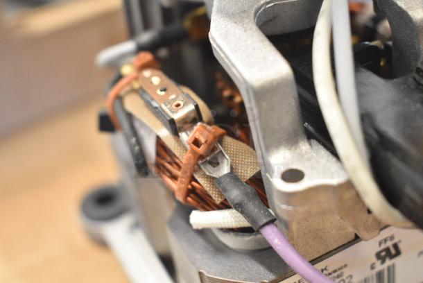 BRAND NEW SCRATCH AND DENT! Ametek B44910-01 Motor. 120 Volts, 1 Phase. - Image 5 of 8