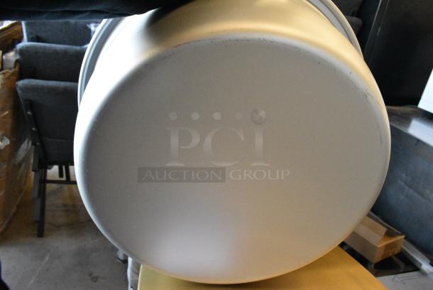 BRAND NEW SCRATCH AND DENT! Metal Rice Cooker Insert - Image 4 of 4