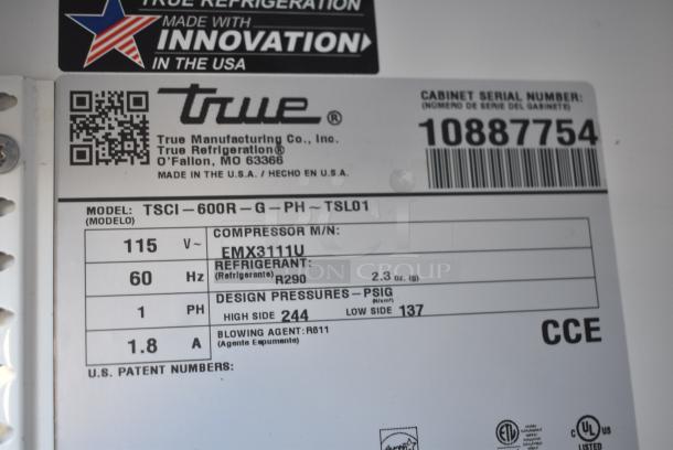BRAND NEW SCRATCH AND DENT! 2024 True TSCI-600R-G-PH Metal Commercial Single Door Reach In Cooler Merchandiser w/ Poly Coated Racks. 115 Volts, 1 Phase. Tested and Working! - Image 5 of 10