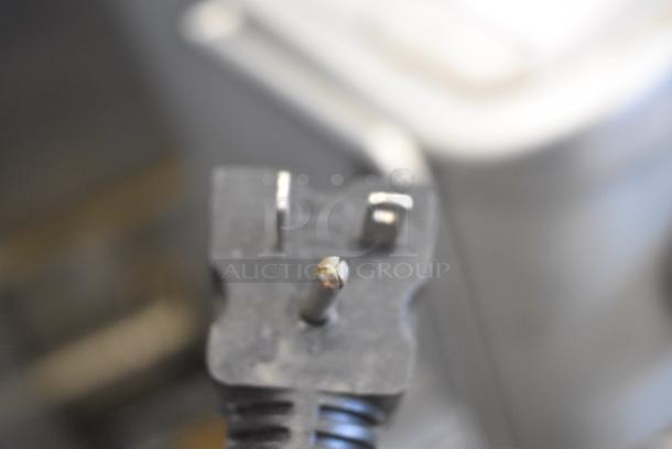 2019 Omcan SP300A Metal Commercial Floor Style 30 Quart Planetary Dough Mixer w/ Stainless Steel Mixing Bowl, Bowl Guard, Paddle and Whisk Attachments. 110 Volts, 1 Phase. Tested and Working! - Image 9 of 14