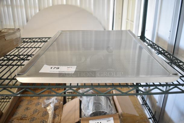 2 BRAND NEW SCRATCH AND DENT! Metal Items Including Baking Pan and Sheet. 2 Times Your Bid! - Image 1 of 3