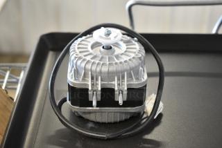 10 BRAND NEW SCRATCH AND DENT! Weiguang YZF18-25 Fan Motor. 10 Times Your Bid!