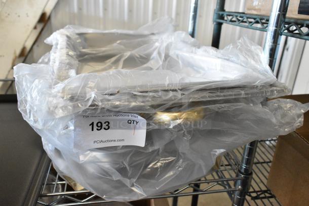 BRAND NEW SCRATCH AND DENT! Metal Chafing Dish w/ Insert and Lid. - Image 2 of 6