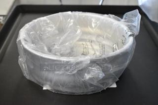 34 BRAND NEW SCRATCH AND DENT! BM176DPAN48 Pan Dough 8" Round Stacking Pan. 34 Times Your Bid!